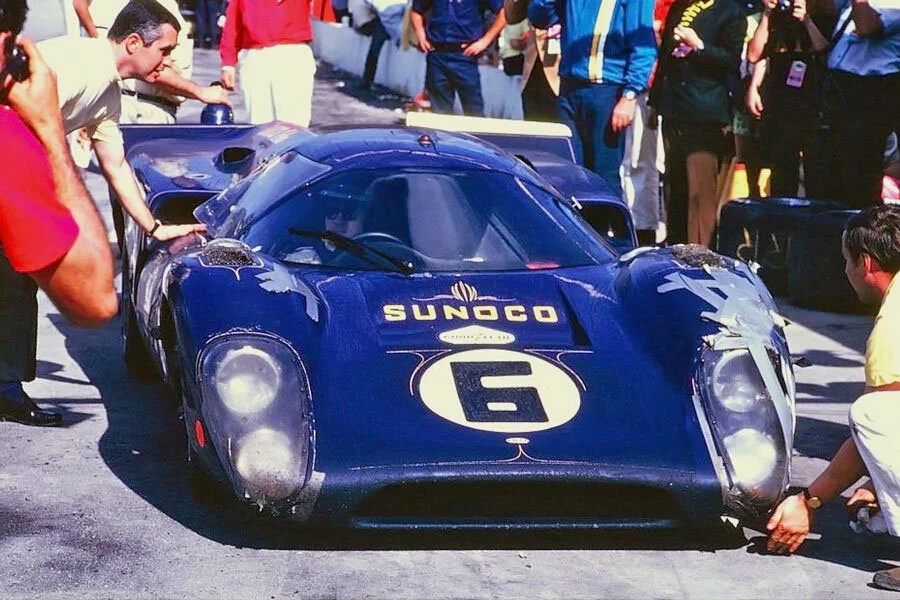 VIN: the Penske / Wolfman - Banzai Runners Lola T70 Mk3B GT